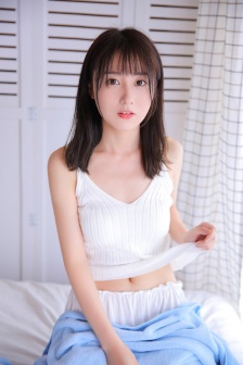 护士娇妻出轨男医生
